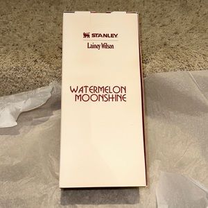 Stanley x Lainey Wilson 💚🍉